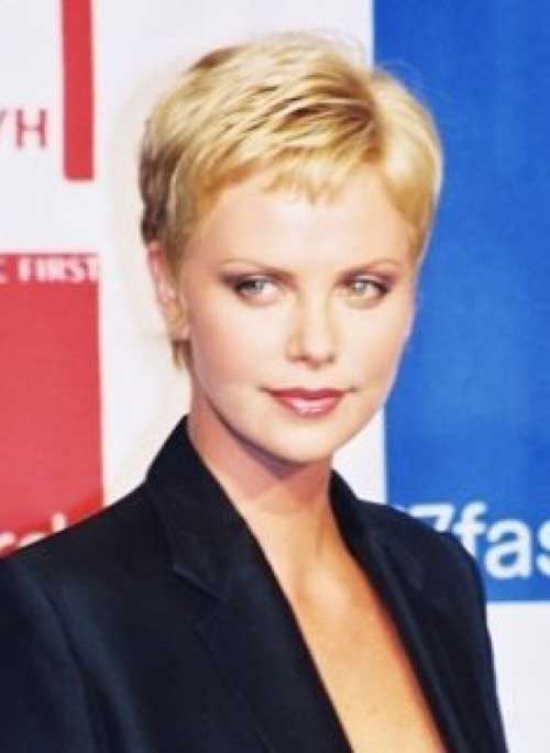 Charlize Theron Pixie Hair Pixie Cut Haircut For